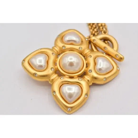 Givenchy Vintage Heart Pearl Necklace Pearl Brushed Gold Signed 80s 1980s BinBN - Picture 11 of 12